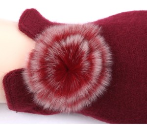 Women-Autumn-and-Winter-Wool-Gloves-Elegant-Lady-Glove-Lovely-Rabbit-Fur-Ball-Gloves-Adult-Winter (1)